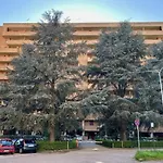 Donca House דירה